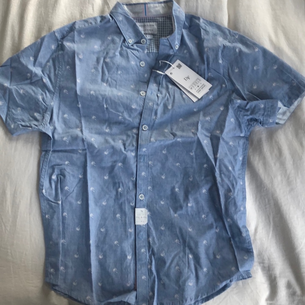 Denim & Flower brand men’s medium shirt